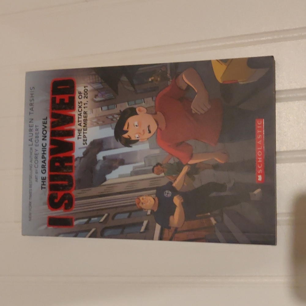 Scholastic I Survived The Attacks Of September 11, 2001 Graphic Novel paperback